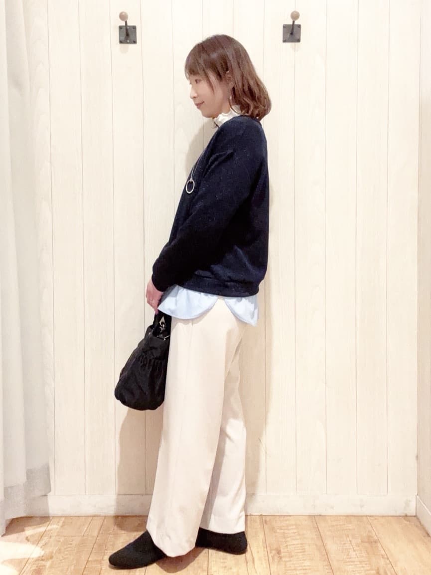 あいこさんの「SHOO･LA･RUE｜【洗濯機可】1枚でサマ見え ラメニットソー レイヤード風トップス」を使ったコーディネート