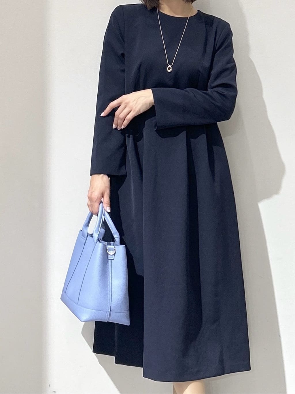 NAKAさんの「OPAQUE.CLIP｜《通勤対応》フィットアンドフレアワンピースダブルクロス【洗濯機OK】」を使ったコーディネート