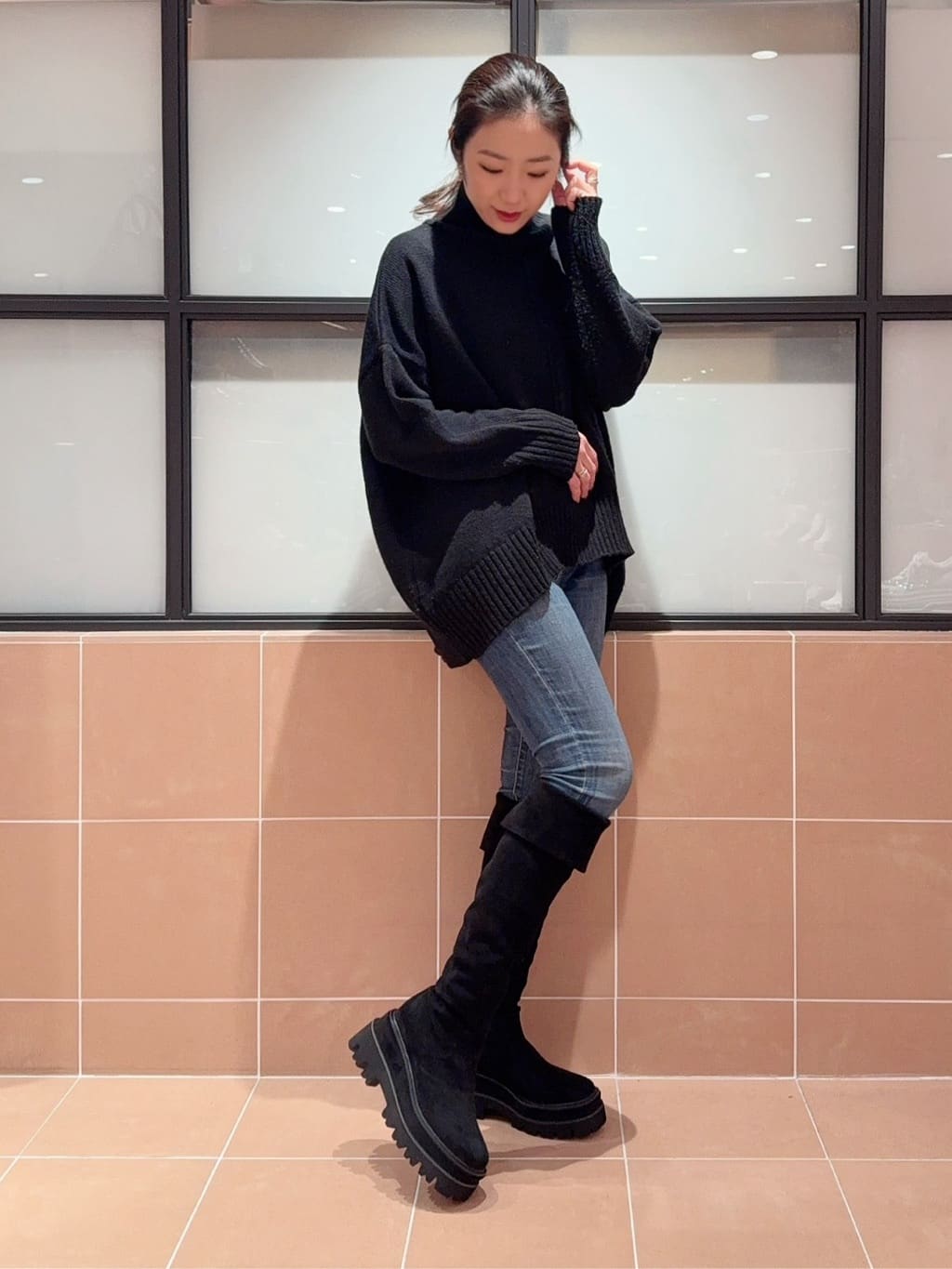 kaoriさんの「ESPERANZA｜【EC先行販売】マルチWAYダブルトラックソールブーツ」を使ったコーディネート
