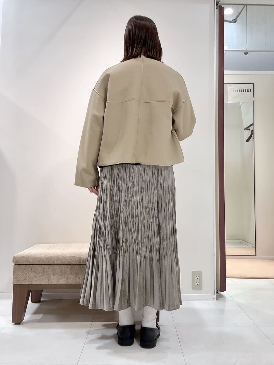 YUIさんの「UNTITLED｜【8色展開/体型カバー】魅せるタイムレスニット」を使ったコーディネート