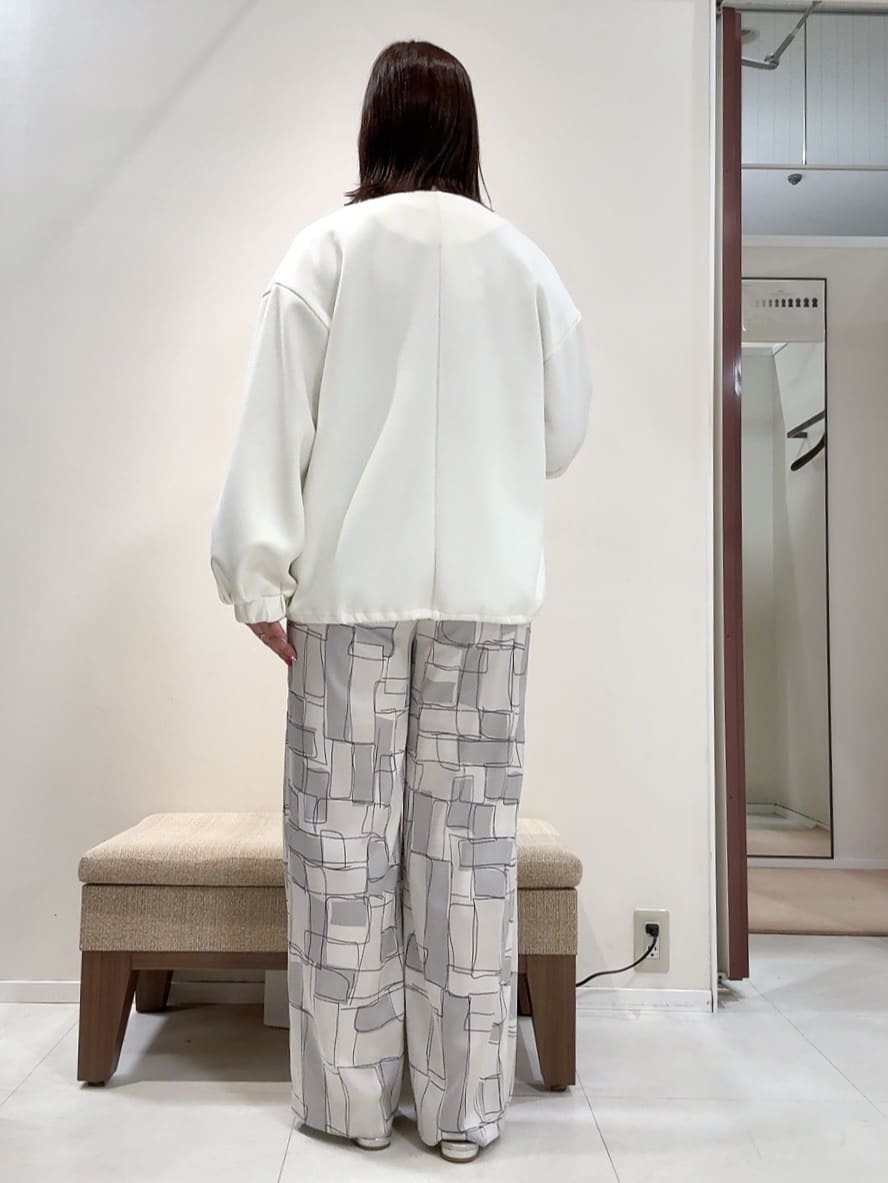 YUIさんの「UNTITLED｜【洗える/ゆったり】リッチジョーゼットブラウス」を使ったコーディネート