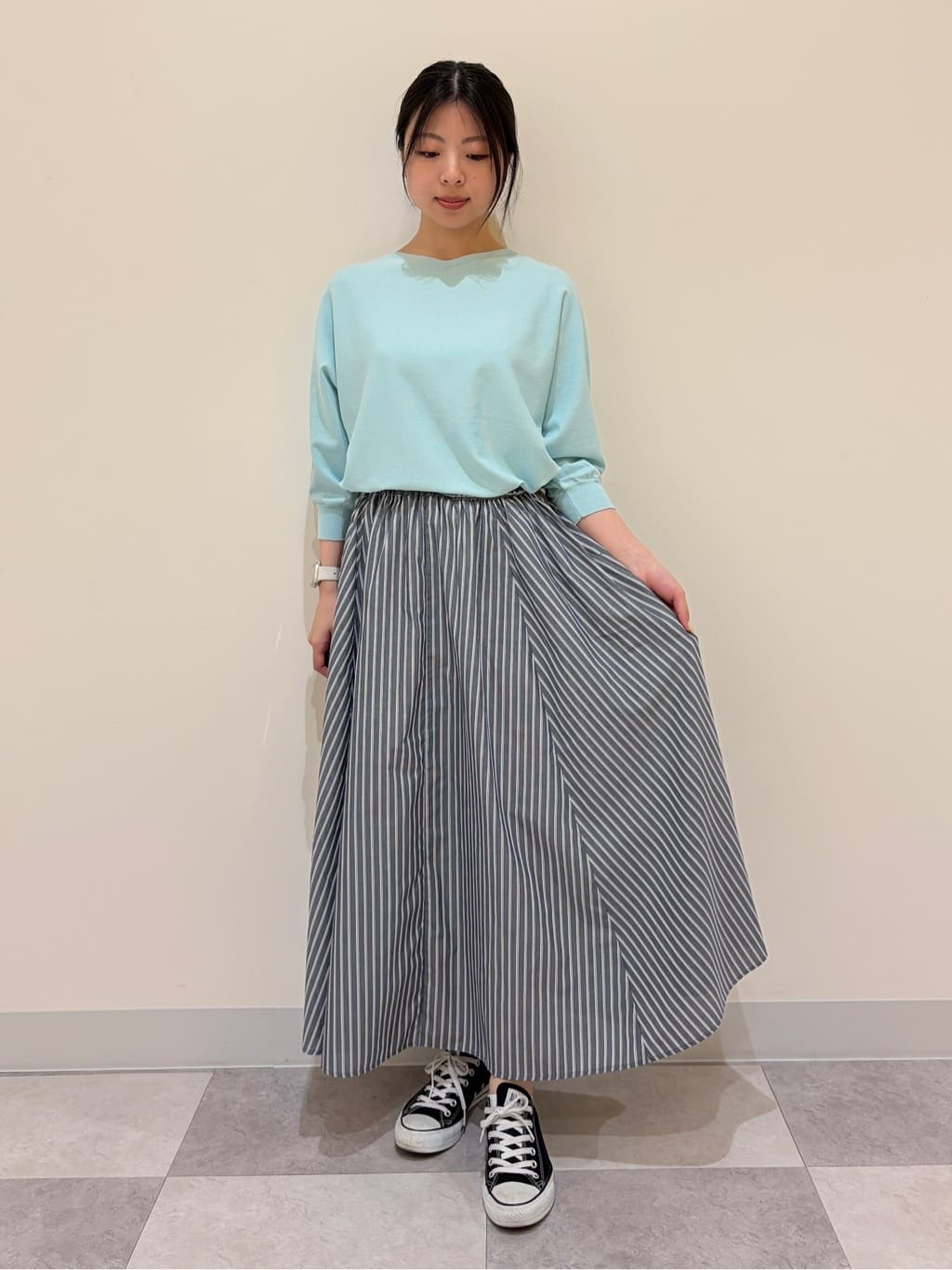 reinaさんの「Dessin｜【洗える】コットンブレンドVネックカーディガン」を使ったコーディネート