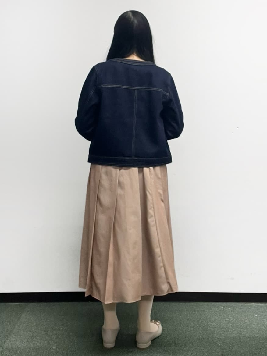 Hitomiさんの「index｜ミニマルノーカラーデニムジャケット【洗濯機OK】」を使ったコーディネート