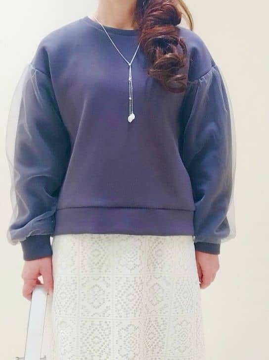 花さんの「Reflect｜チュールレイヤードスリーブプルオーバー」を使ったコーディネート