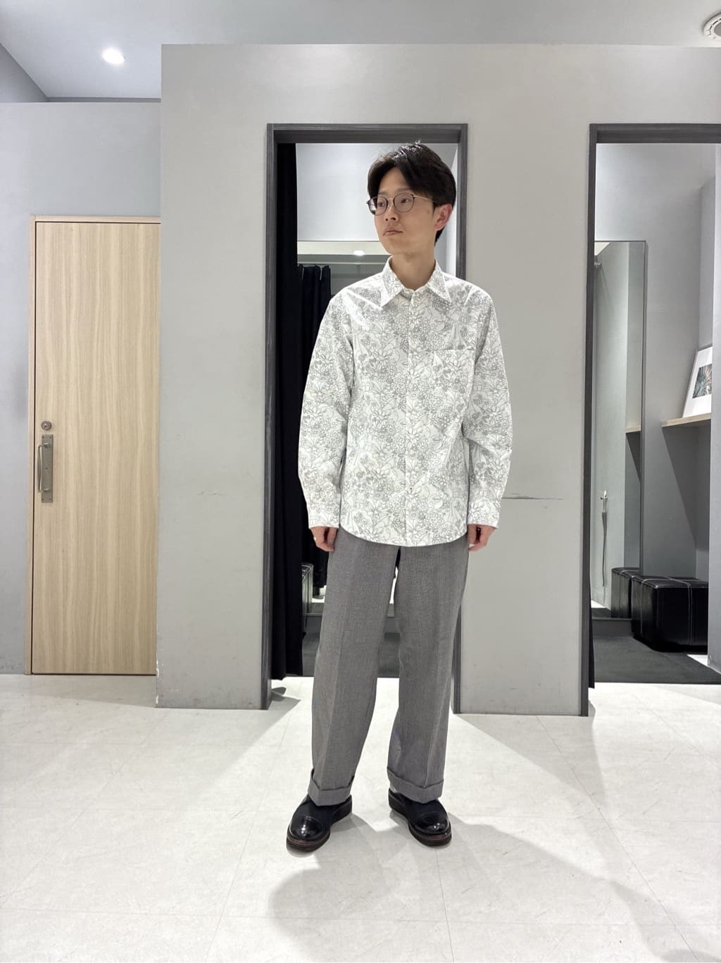 わいずみさんの「TAKEO KIKUCHI｜【BOWLER HAT LABEL】撥水 MA－1ブルゾン」を使ったコーディネート