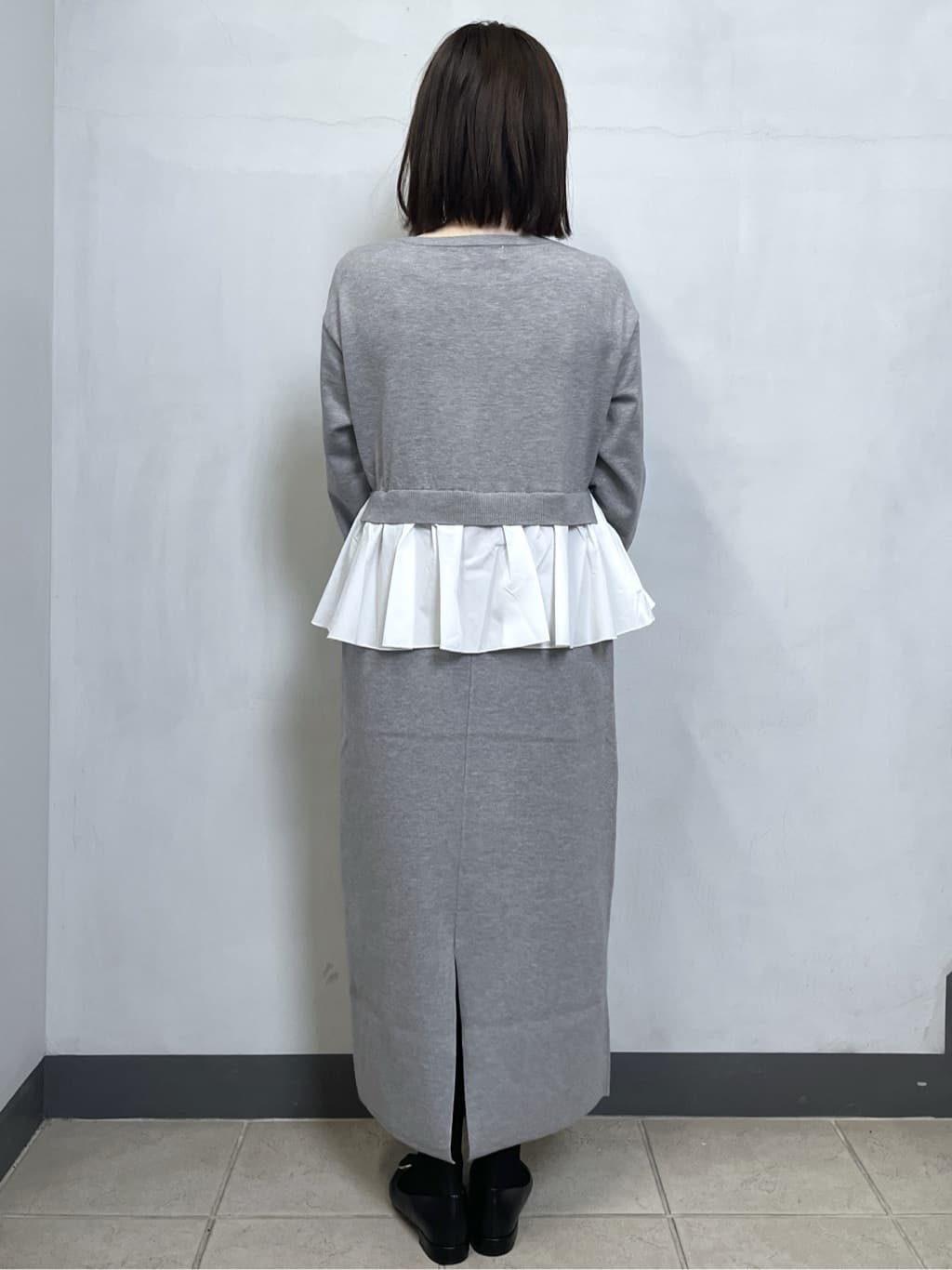 mikiさんの「OPAQUE.CLIP｜ペプラムドッキングニットワンピース【洗濯機OK】」を使ったコーディネート