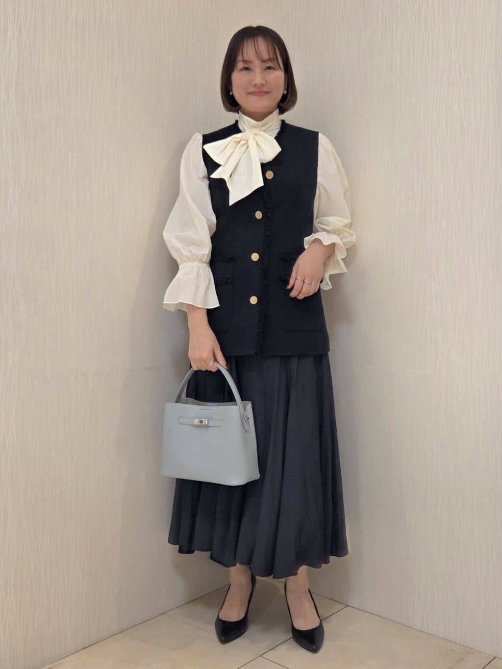 naokoさんの「UNTITLED｜【オンオフ使える】スラブツイード ジレ」を使ったコーディネート