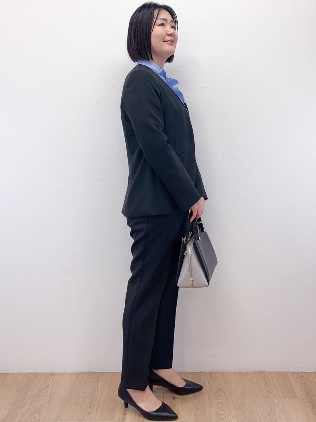 Takeさんの「OPAQUE.CLIP｜《通勤／セットアップ対応》 Vネックジャケット／ダブルクロス【洗濯機OK】」を使ったコーディネート
