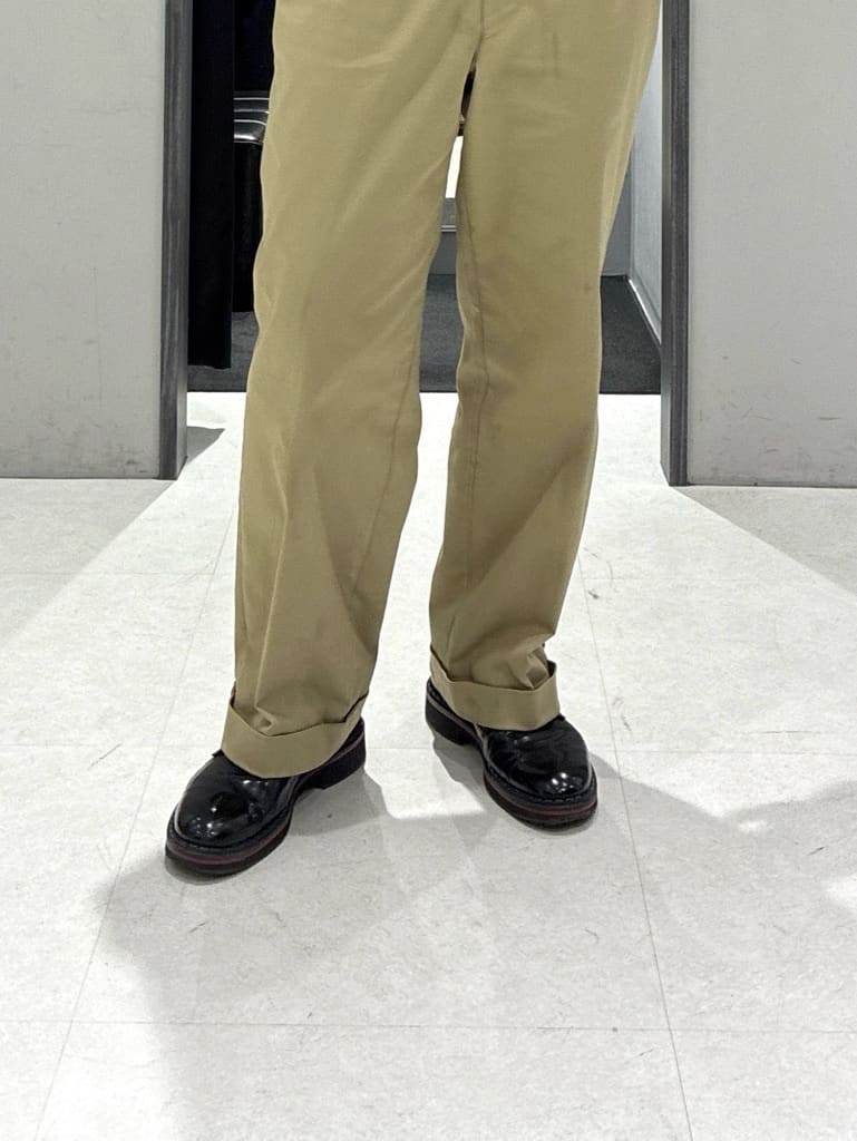 わいずみさんの「TAKEO KIKUCHI｜【抗菌防臭/シーズンレス】シアサッカーギンガムチェック ストレッチシャツ」を使ったコーディネート