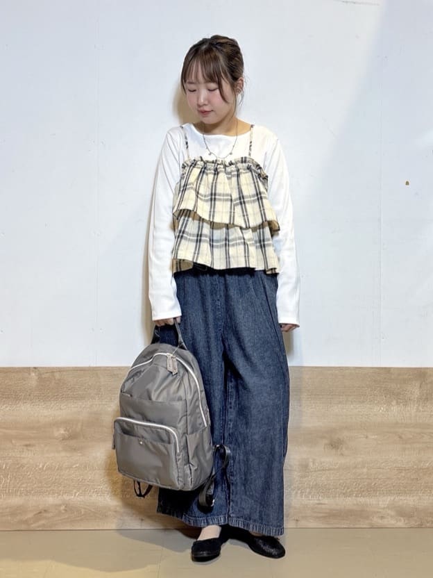 るねさんの「SHOO･LA･RUE｜【2点セット】チェック柄フリルキャミビスチェ&times;テレコロンT」を使ったコーディネート