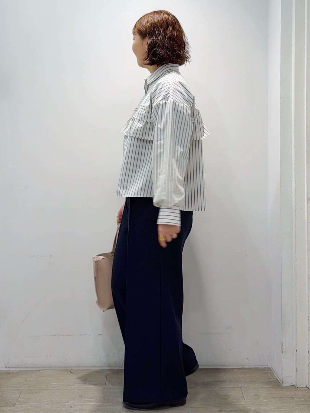 sumicaさんの「OPAQUE.CLIP｜タックフリルシャツ【洗濯機OK】」を使ったコーディネート