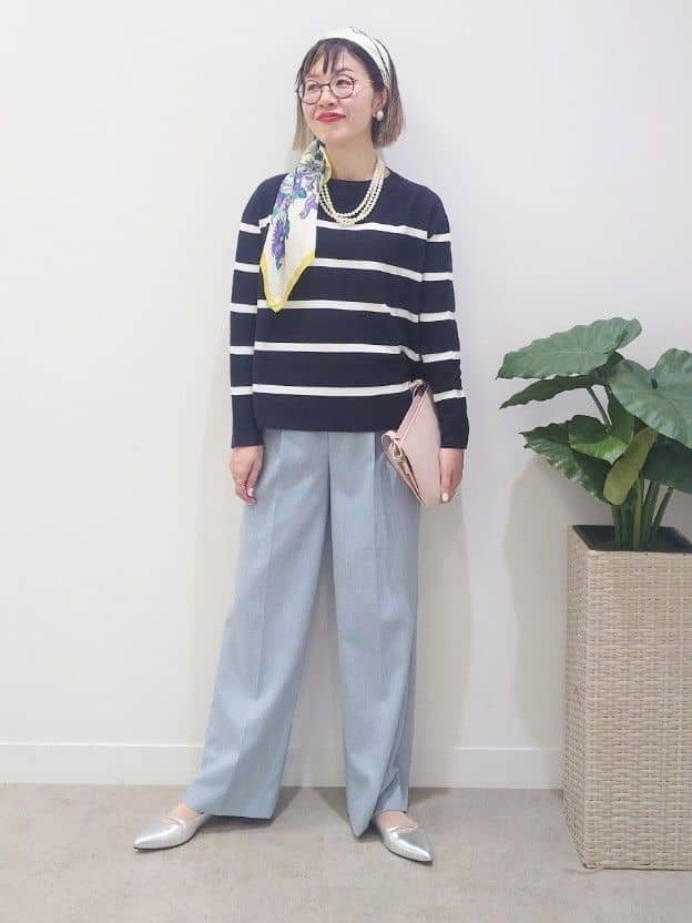MUTSUKOさんの「UNTITLED｜【洗える/後ろウエストゴム】シャンブレーワイドパンツ」を使ったコーディネート