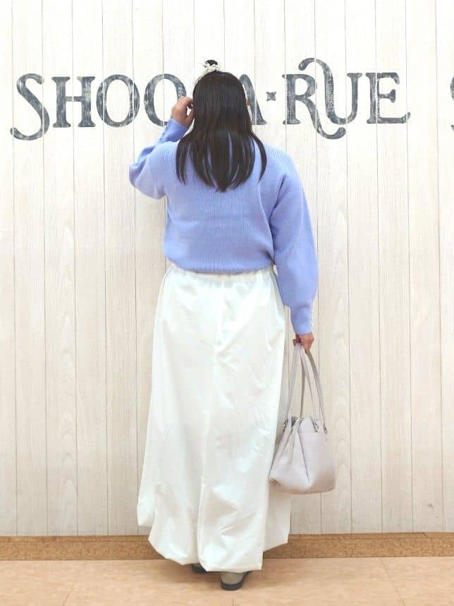 とろろさんの「SHOO･LA･RUE｜バルーンスカート」を使ったコーディネート