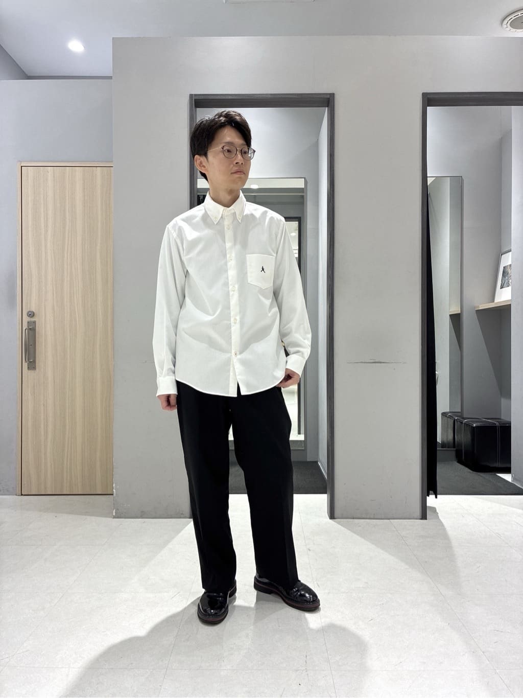 わいずみさんの「TAKEO KIKUCHI｜【ON／OFF兼用】CARREMANファブリック ノーカラージャケット」を使ったコーディネート