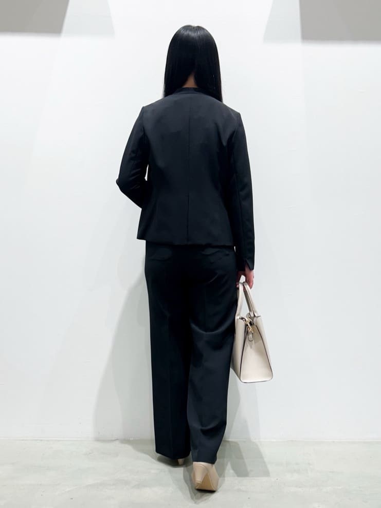 seinaさんの「grove｜【マシンウォッシュ／防シワ/SS-3L】ストレッチノーカラージャケット」を使ったコーディネート