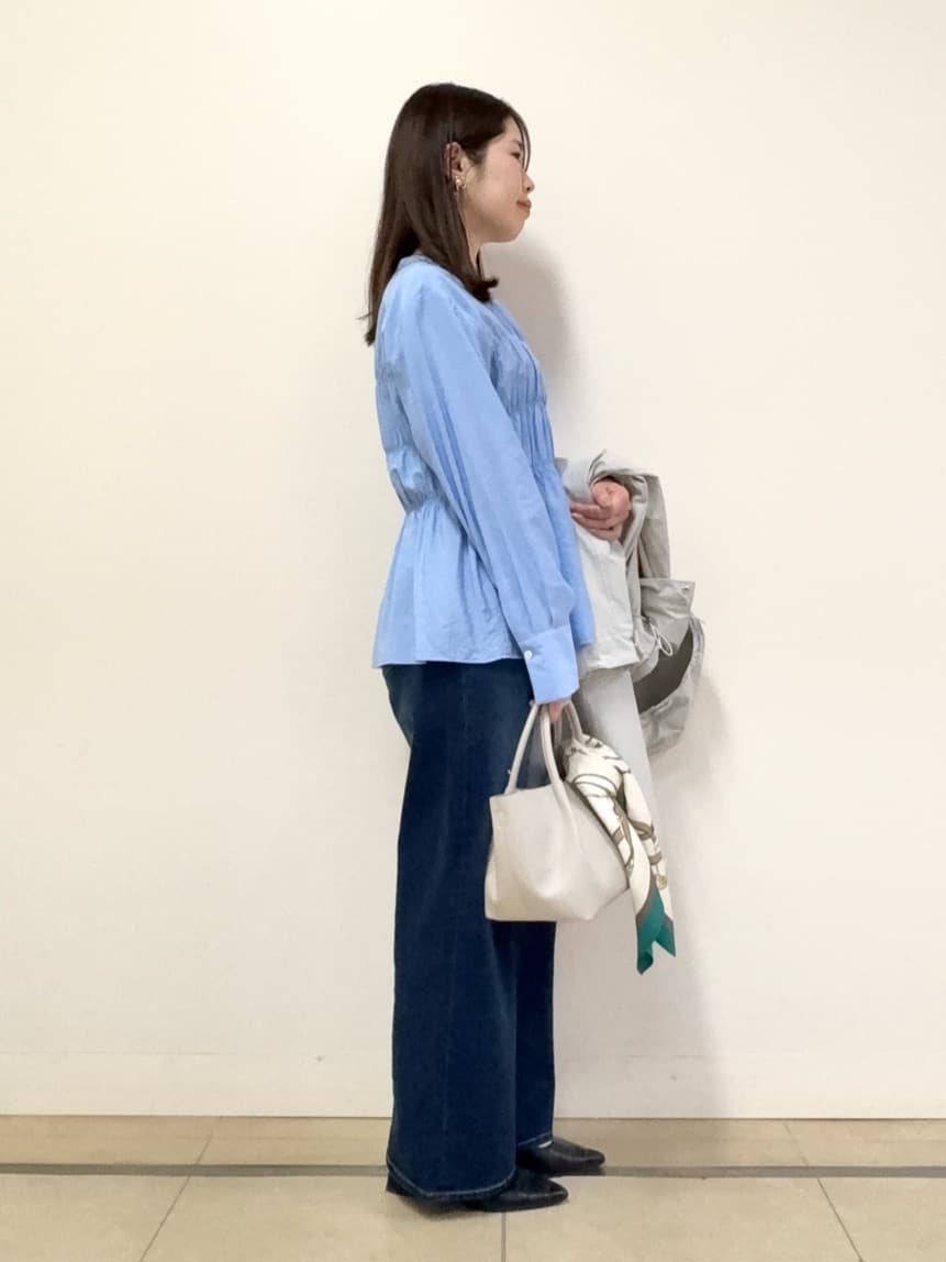 asamiさんの「UNTITLED｜【着映え/洗える】リラックスシャーリングブラウス」を使ったコーディネート