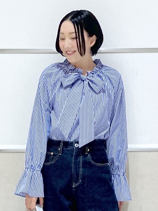 eriko さんの「Dessin｜【花粉ガード/撥水加工/洗える】クルーネックスプリングコート」を使ったコーディネート