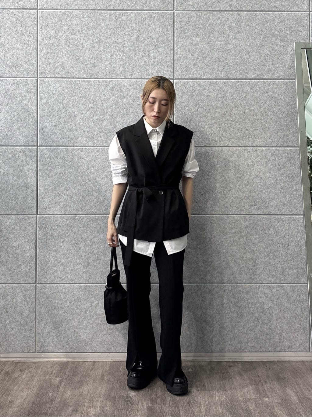 kotakiさんの「INDIVI｜Comfy SET UP｜ベルテッドジレ【セットアップ対応／通勤／カセット服／接触冷感／UVカット】」を使ったコーディネート