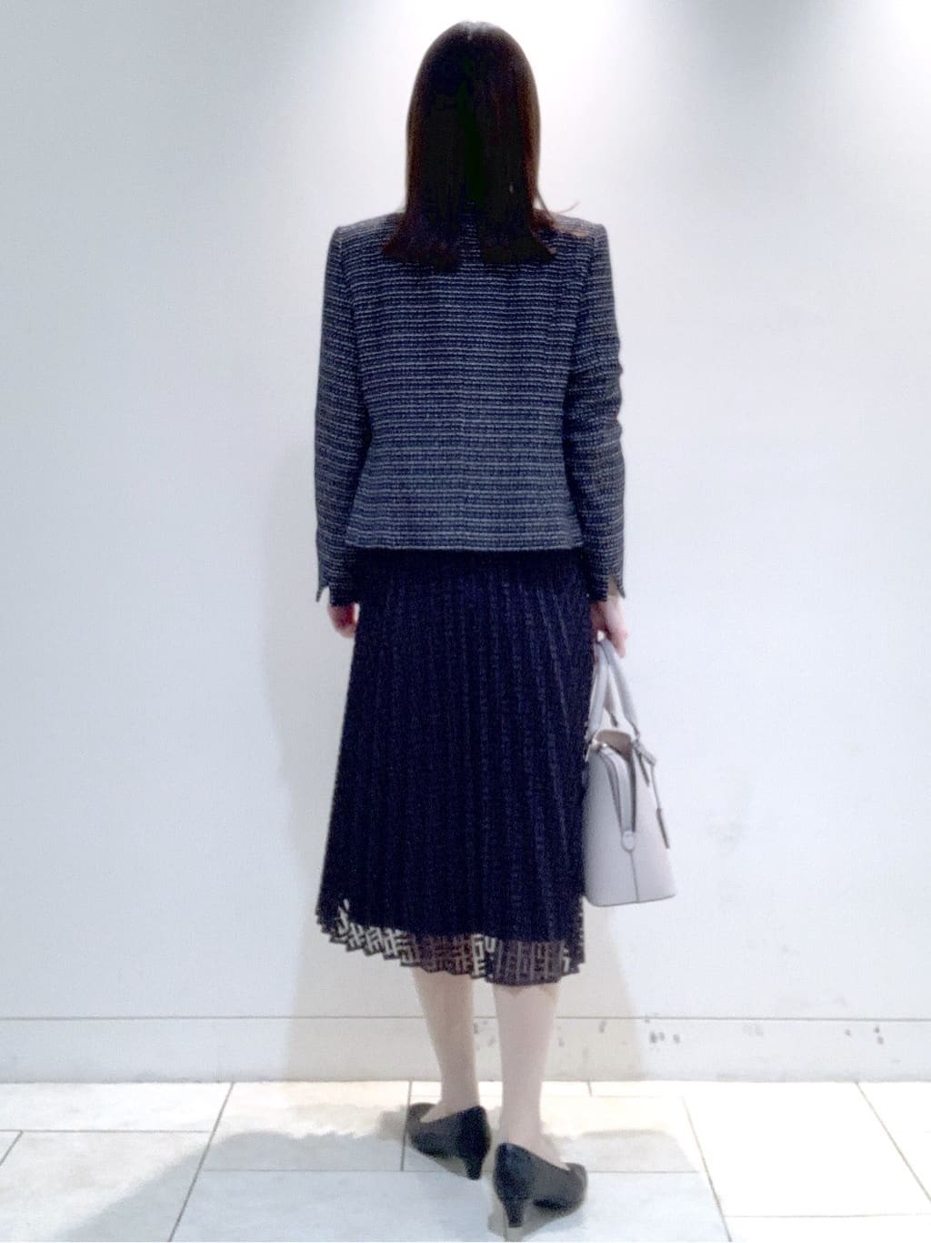 ヤマグチさんの「Reflect｜【SS-4Lサイズ】シフォン&times;幾何柄レースプリーツワンピース」を使ったコーディネート
