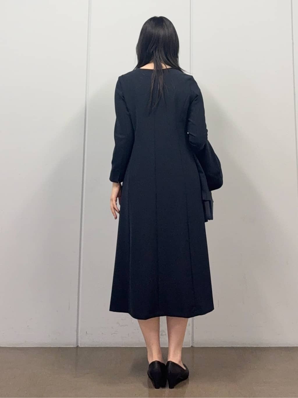 mizukiさんの「INDIVI｜【上品光沢／SETUP可能】切り替えデザインジャケット」を使ったコーディネート