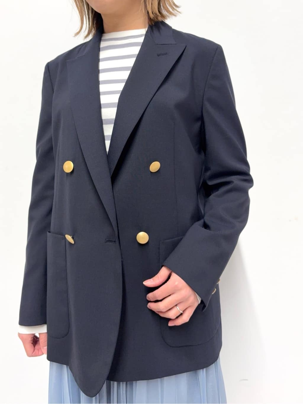 Nishijimaさんの「DRESSTERIOR｜コンフォート ダブルブレザー」を使ったコーディネート