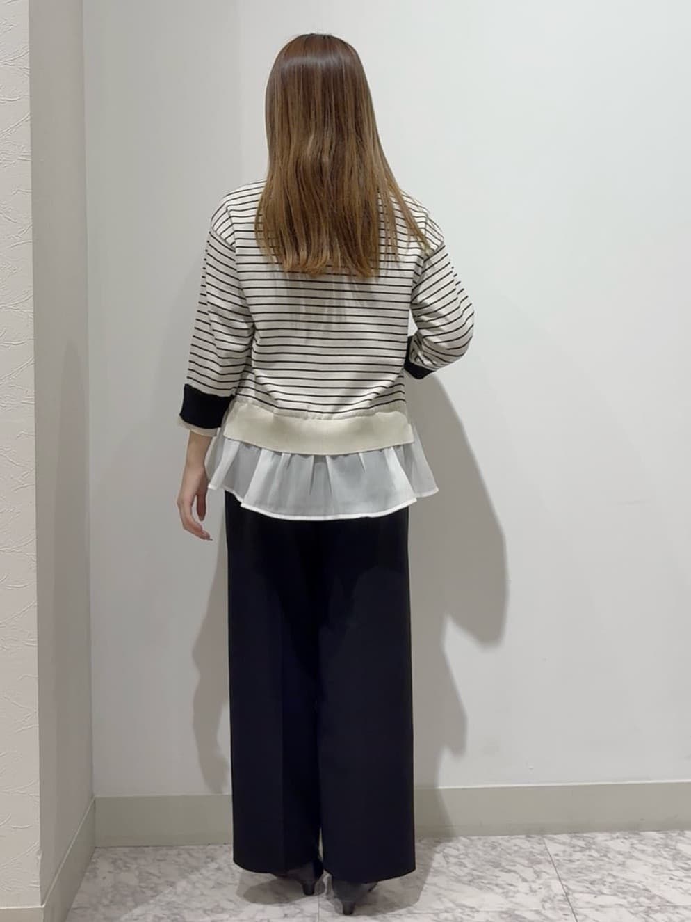 しかっちさんの「grove｜【ひんやり/洗濯機OK】きれい見えと快適さを両立する　春夏対応ワイドパンツ」を使ったコーディネート