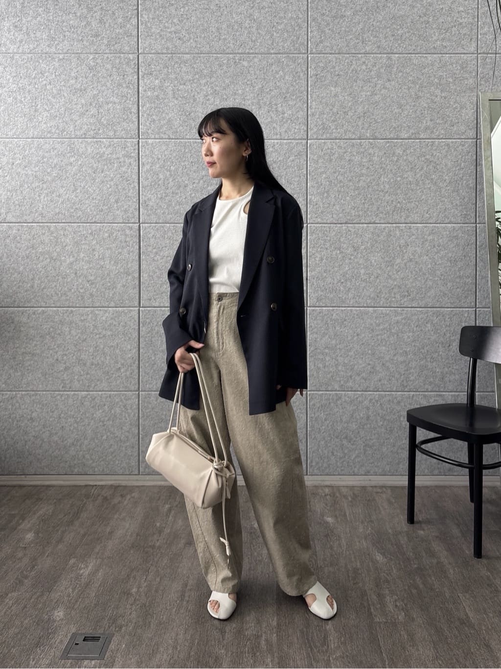 rinaさんの「INDIVI｜ダブルブレストオーバージャケット」を使ったコーディネート