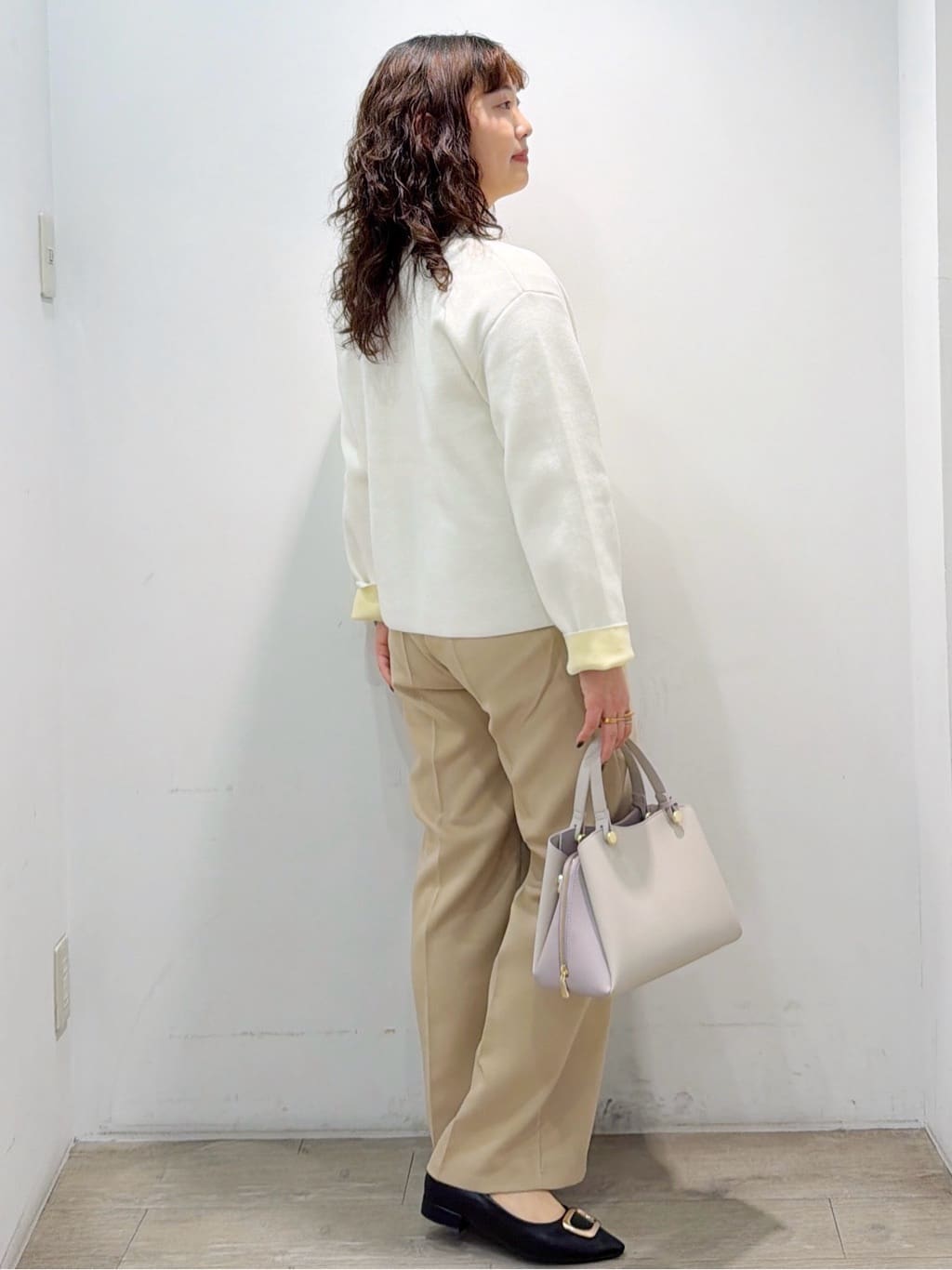 sumicaさんの「OPAQUE.CLIP｜イージーワイドパンツ【洗濯機OK】」を使ったコーディネート