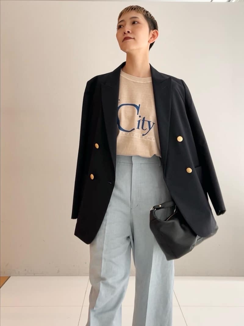 OCHIAIさんの「DRESSTERIOR｜コンフォート ダブルブレザー」を使ったコーディネート