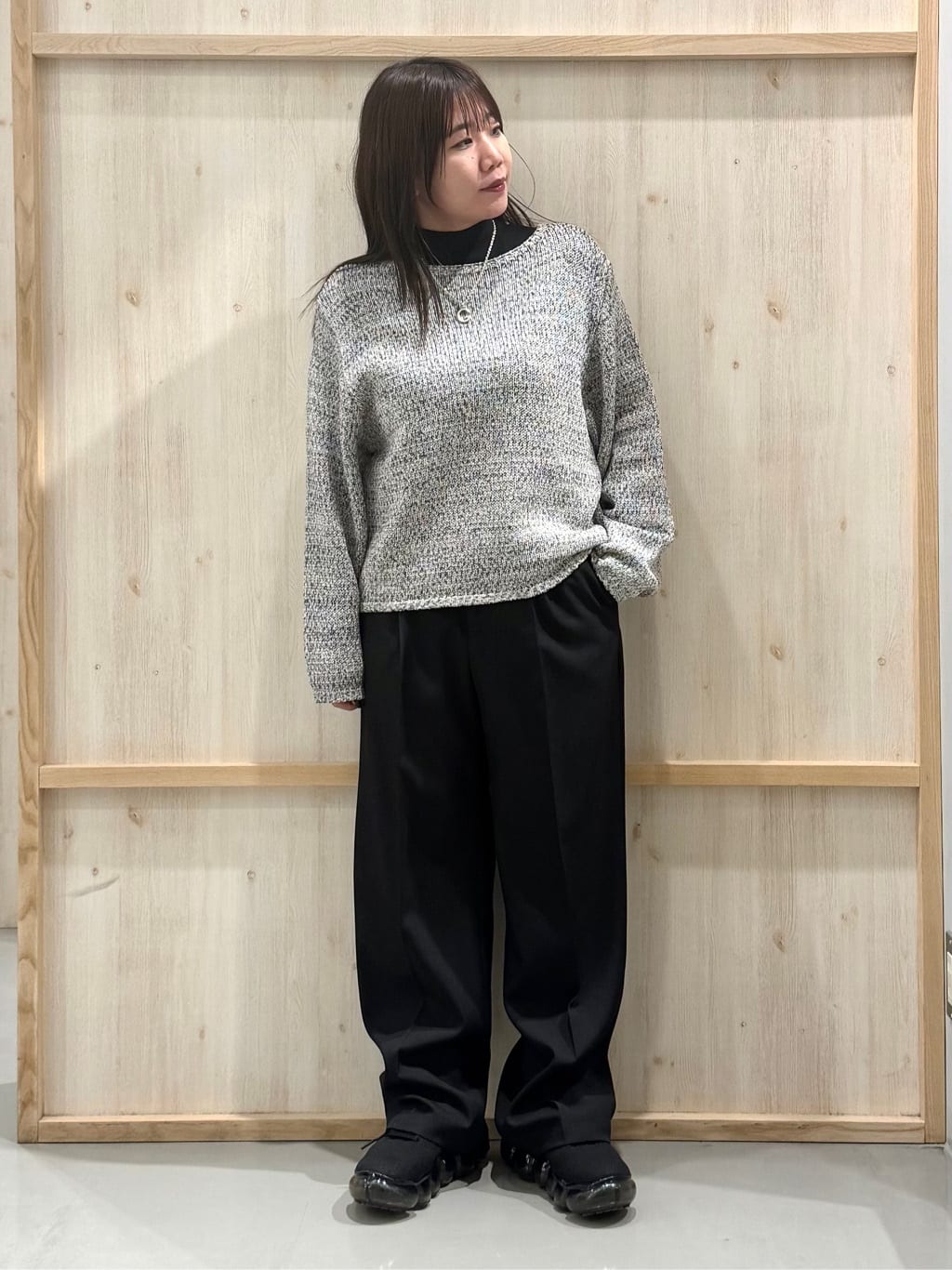 nanaさんの「THE SHOP TK｜MIXカラーで軽やかに テープヤーンニット」を使ったコーディネート