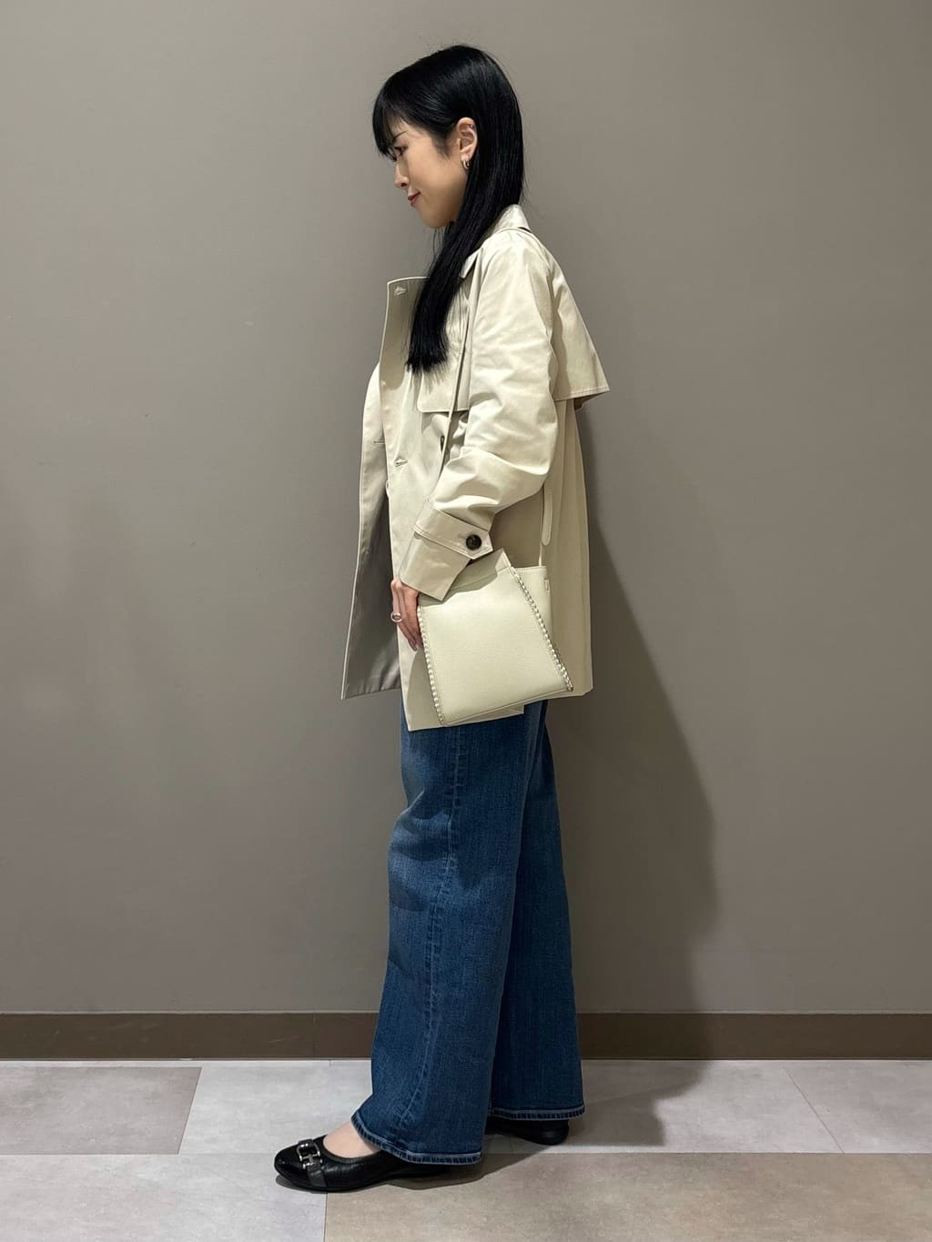 KEIKOさんの「INDIVI｜【SETUP可能】モダンフラワー柄キャンディスリーブブラウス」を使ったコーディネート