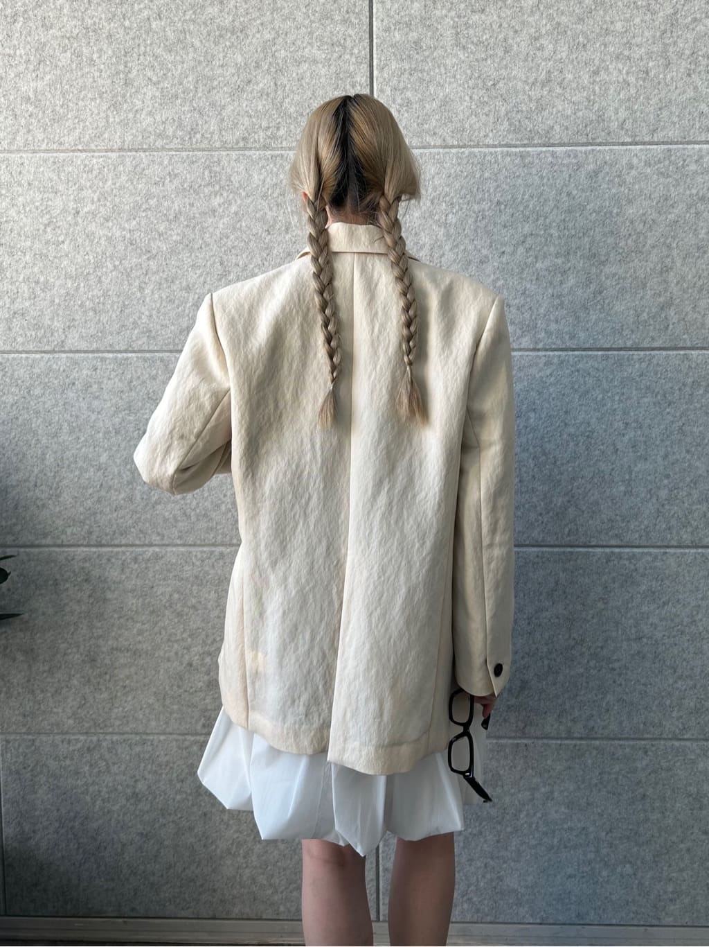 honoka Aさんの「CODE A｜arc tailored jacket」を使ったコーディネート