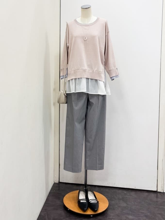 yukariさんの「grove｜【撥水】きれいめに着こなせるマウンテンパーカ」を使ったコーディネート