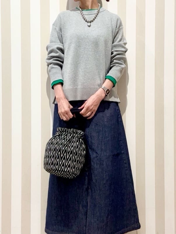 まつこさんの「SHOO･LA･RUE｜【SHOO・LA・RUE DENIM】シンプルだから使いやすい Aラインスカート」を使ったコーディネート