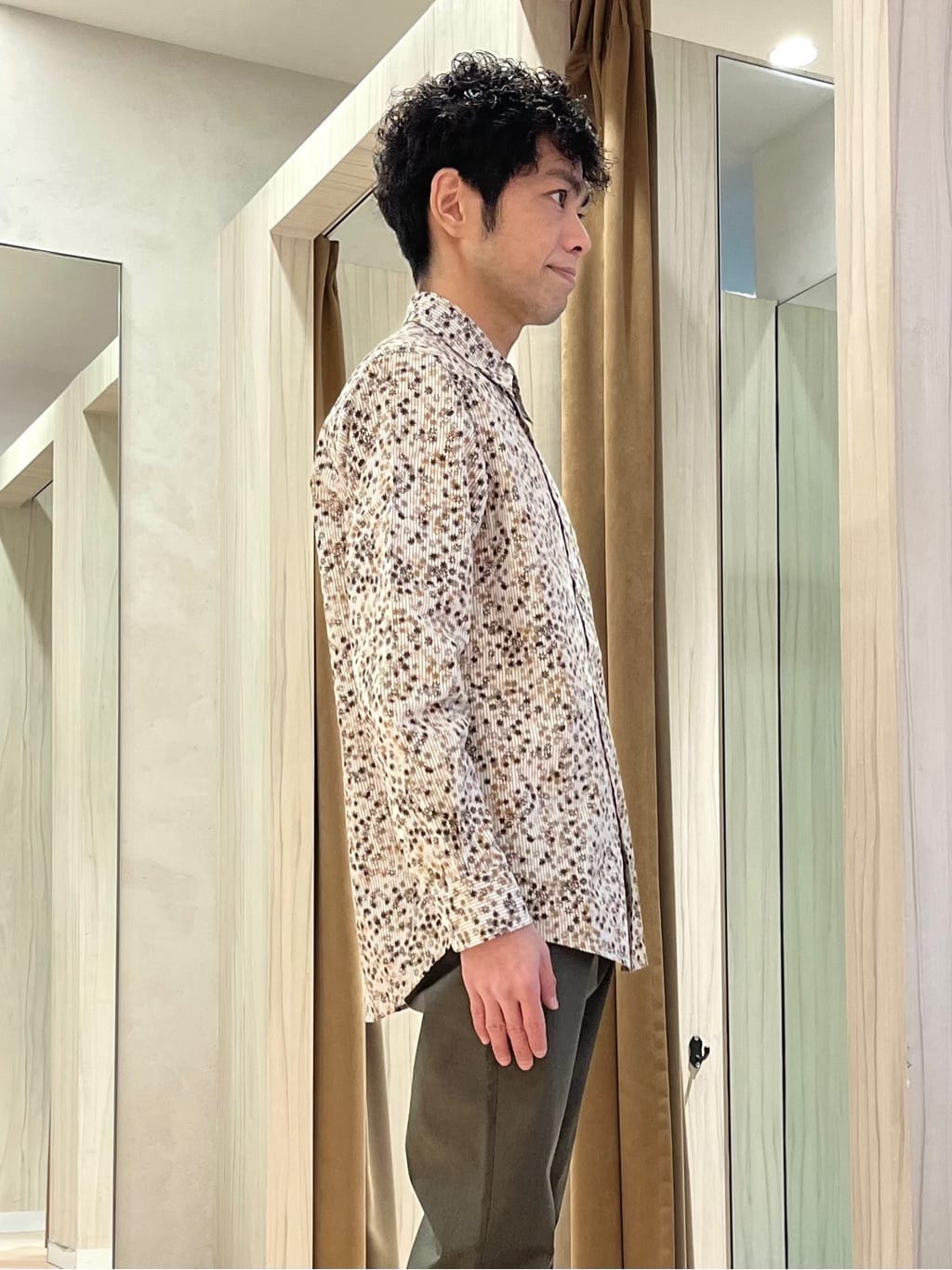 URAさんの「TAKEO KIKUCHI｜カシミヤブレンド ビーバー調チェスターコート」を使ったコーディネート