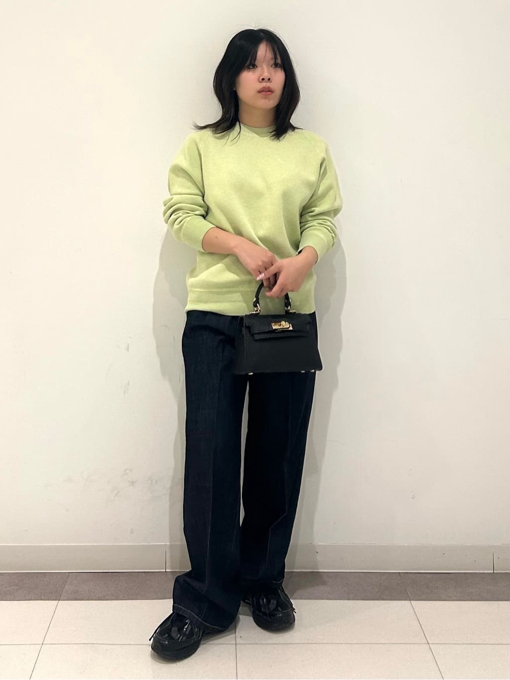 とりみさんの「DRESSTERIOR｜◆ウォッシャブルコットンカシミヤプルオーバーニット」を使ったコーディネート