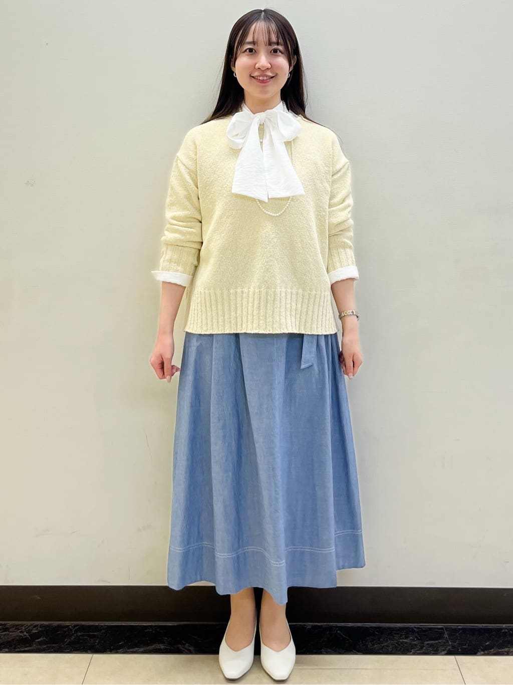 mikikoさんの「Reflect｜【レイヤードにおすすめ◎】ロング丈リラクシーニット」を使ったコーディネート