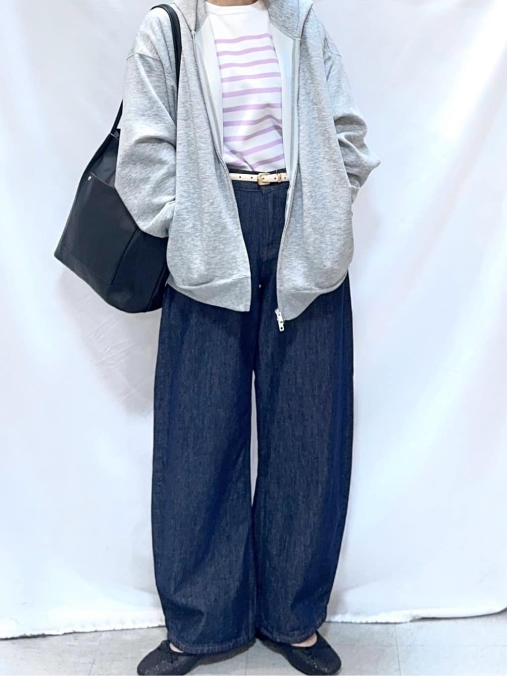 𝐇𝐢𝐫𝐨𝐦𝐢さんの「SHOO･LA･RUE｜楽にきちんと見られたい　大人カジュアルボーダーニット」を使ったコーディネート