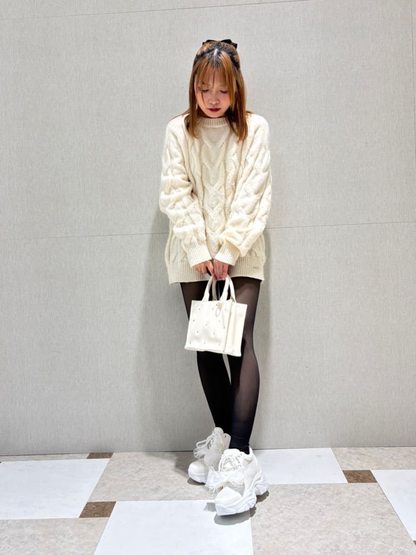 せらら⭐️さんの「ESPERANZA｜2WAYキラキラハンドバッグ」を使ったコーディネート