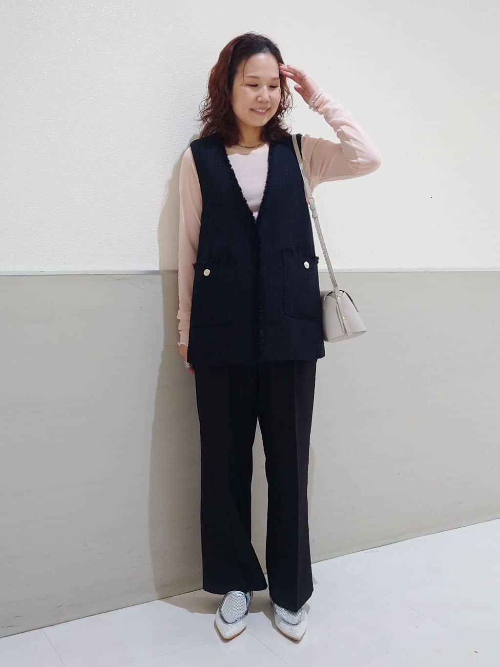 maruさんの「THE SHOP TK｜【フォーマルにもカジュアルにも】ツイードジレ」を使ったコーディネート
