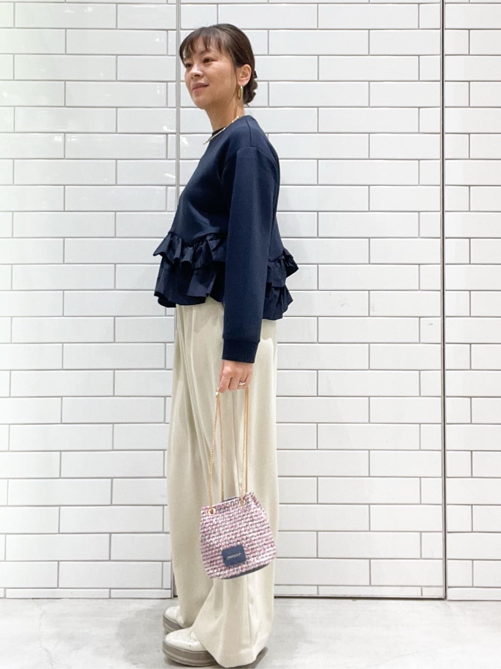 oiさんの「OPAQUE.CLIP｜タックイージーワイドパンツ【洗濯機OK】」を使ったコーディネート