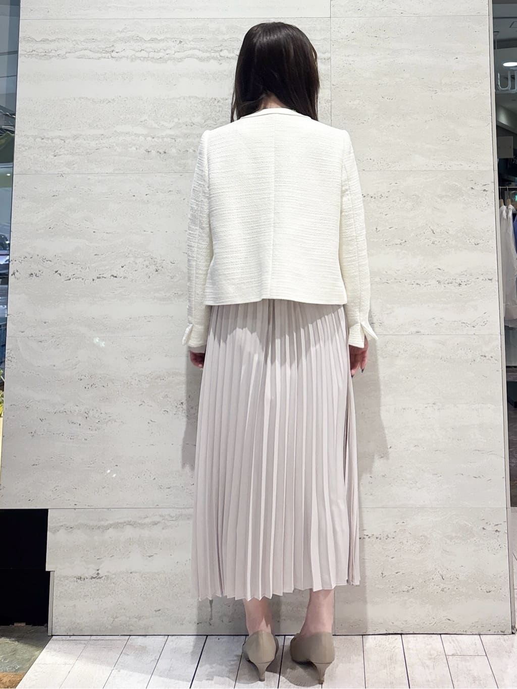 かほさんの「OPAQUE.CLIP｜オーガンジーフラワーコサージュ」を使ったコーディネート