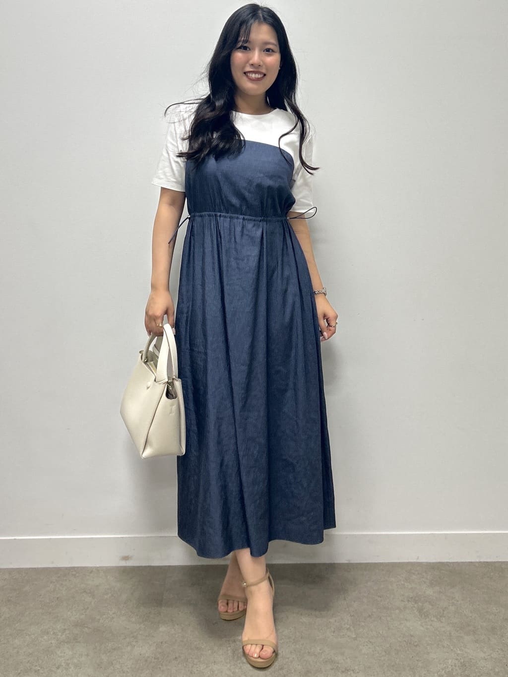 Momokaさんの「COUP DE CHANCE｜【手洗い可】異素材ドッキングワンピース」を使ったコーディネート