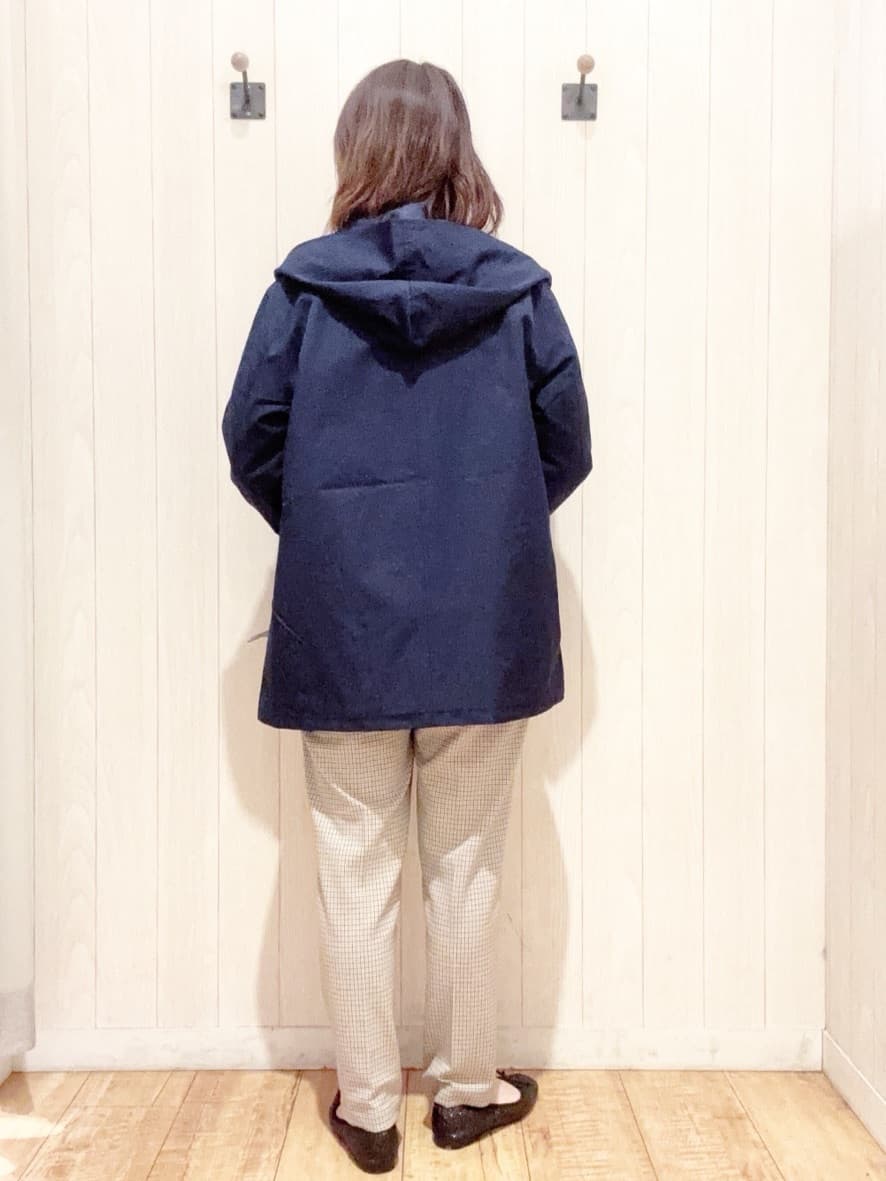 あいこさんの「SHOO･LA･RUE｜【防花粉/洗濯機可/S-LL】ゆったり着られる 大人のテントフーディージャケット」を使ったコーディネート
