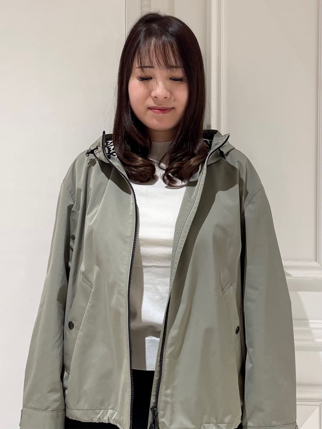 minowaさんの「DRESSTERIOR｜【ウォッシャブル/撥水素材】撥水ツイル マウンテンパーカー」を使ったコーディネート