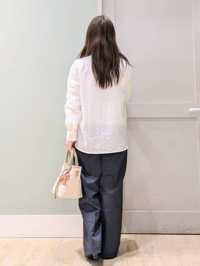 チグ♪さんの「grove｜【ひんやり/洗濯機OK】きれい見えと快適さを両立する　春夏対応ワイドパンツ」を使ったコーディネート