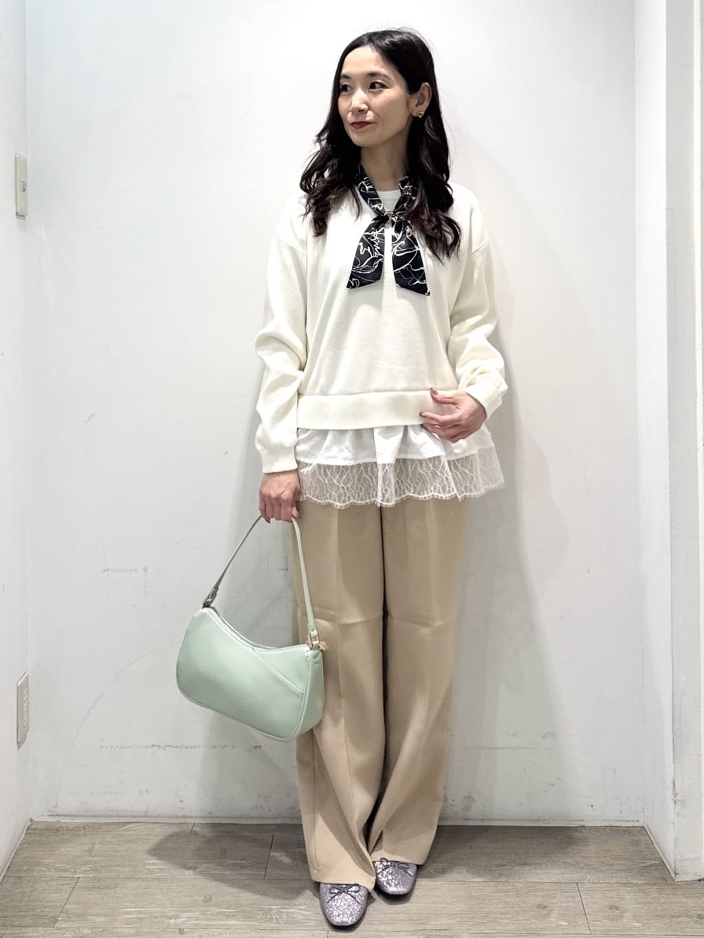 yuicciさんの「OPAQUE.CLIP｜裾レースドッキングニット」を使ったコーディネート