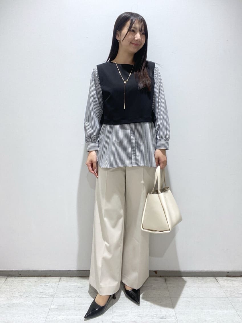 meiさんの「INDIVI｜【洗える／UVケア】レイヤード風デザイントップス」を使ったコーディネート