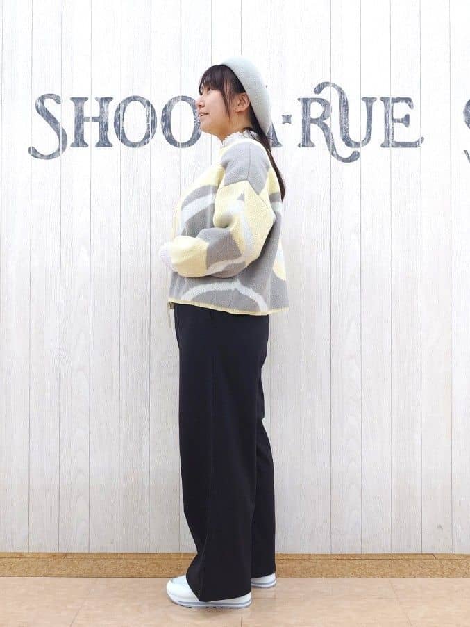 とろろさんの「SHOO･LA･RUE｜【選べる4柄】ダブルZIPで着こなし色々 柄カーディガン」を使ったコーディネート