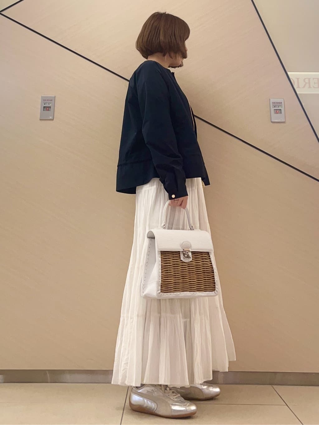 yahataさんの「DRESSTERIOR｜◆ウォッシャブル コットンカシミヤ コンビカーデ」を使ったコーディネート
